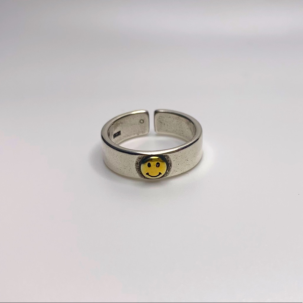 Adjustable Smile Ring